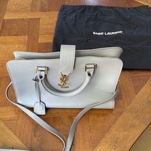 Saint Laurent Purse, gray leather, almost new, with tags